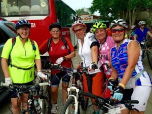 helen-bike-ride-group-photo
